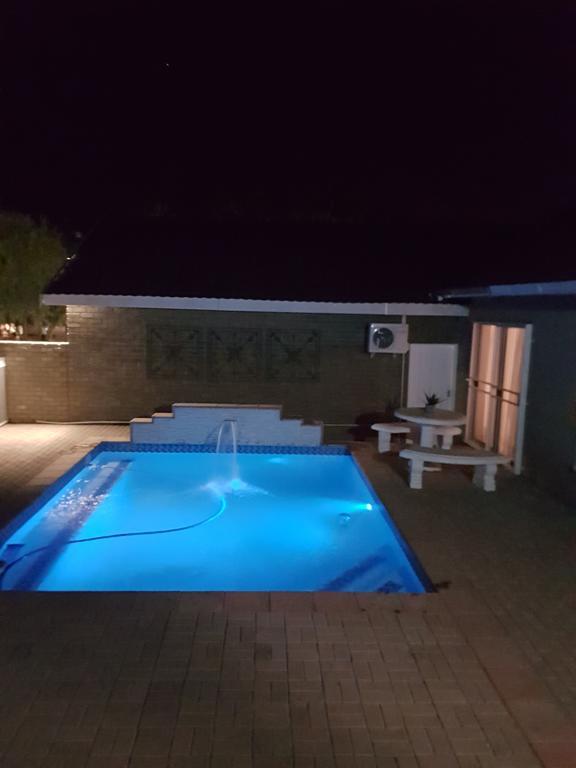 @Home Guest House Zeerust Exterior foto